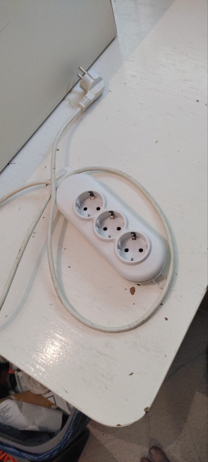 Stekkerdoos met 3 stopcontacten - Wit, Ophalen of Verzenden, Gebruikt, Stekkerdoos