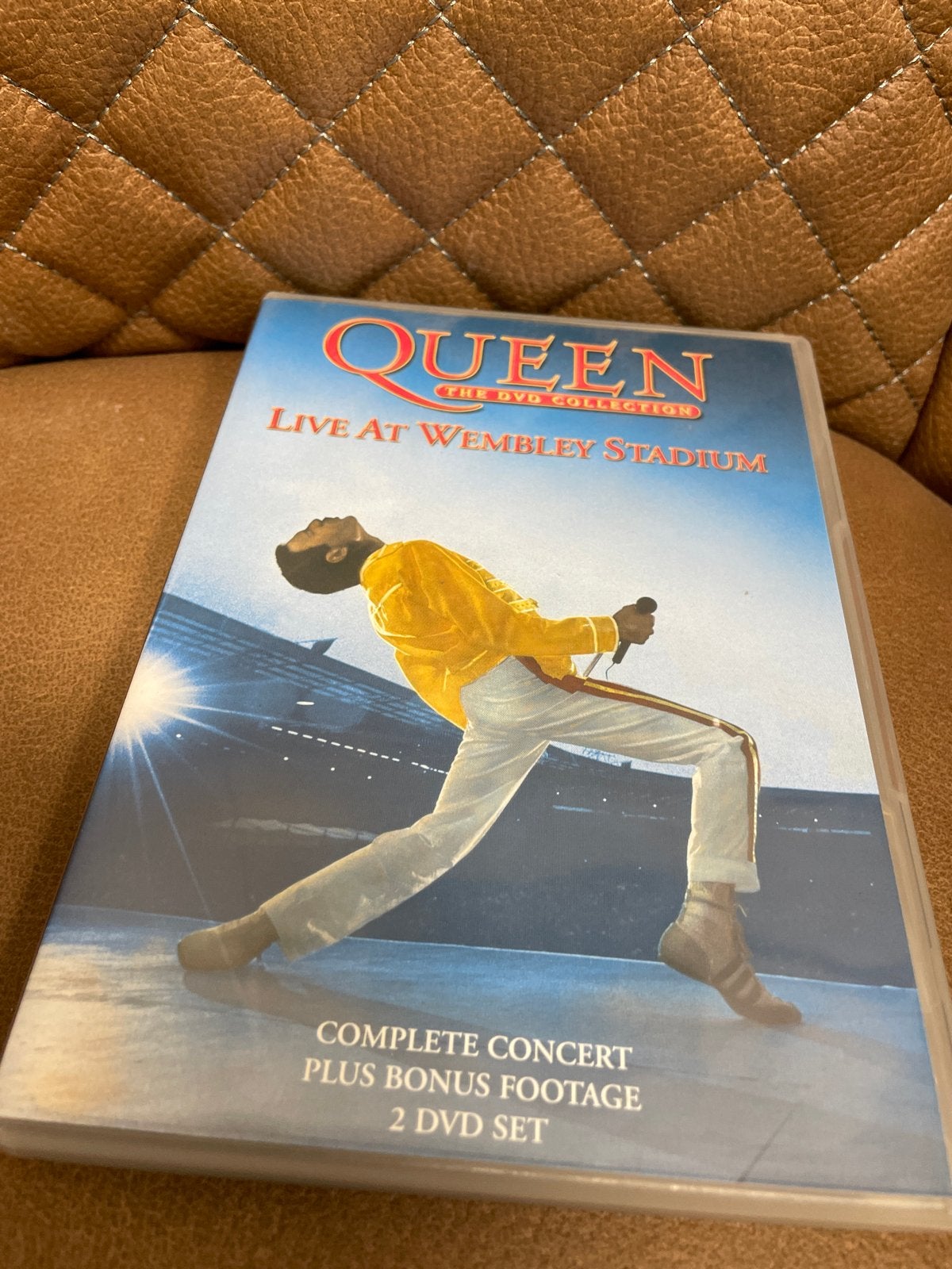 Queen - Live At Wembley Stadium DVD Collection (2 DVD Set), Alle leeftijden, Nederlands, Ophalen of Verzenden, Zo goed als nieuw