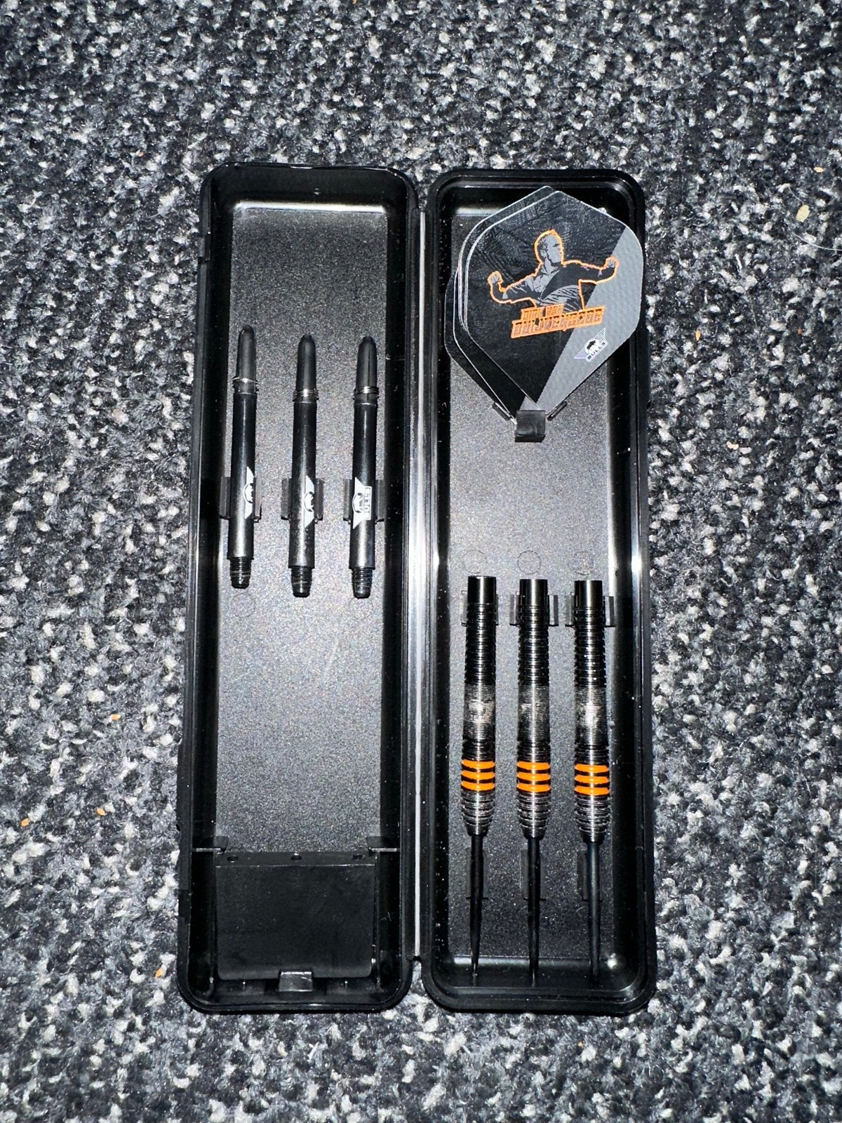 Dirk van Duijvenbode Darts 24 gram - Enkel Getest!, Ophalen of Verzenden, Zo goed als nieuw, Pijlen