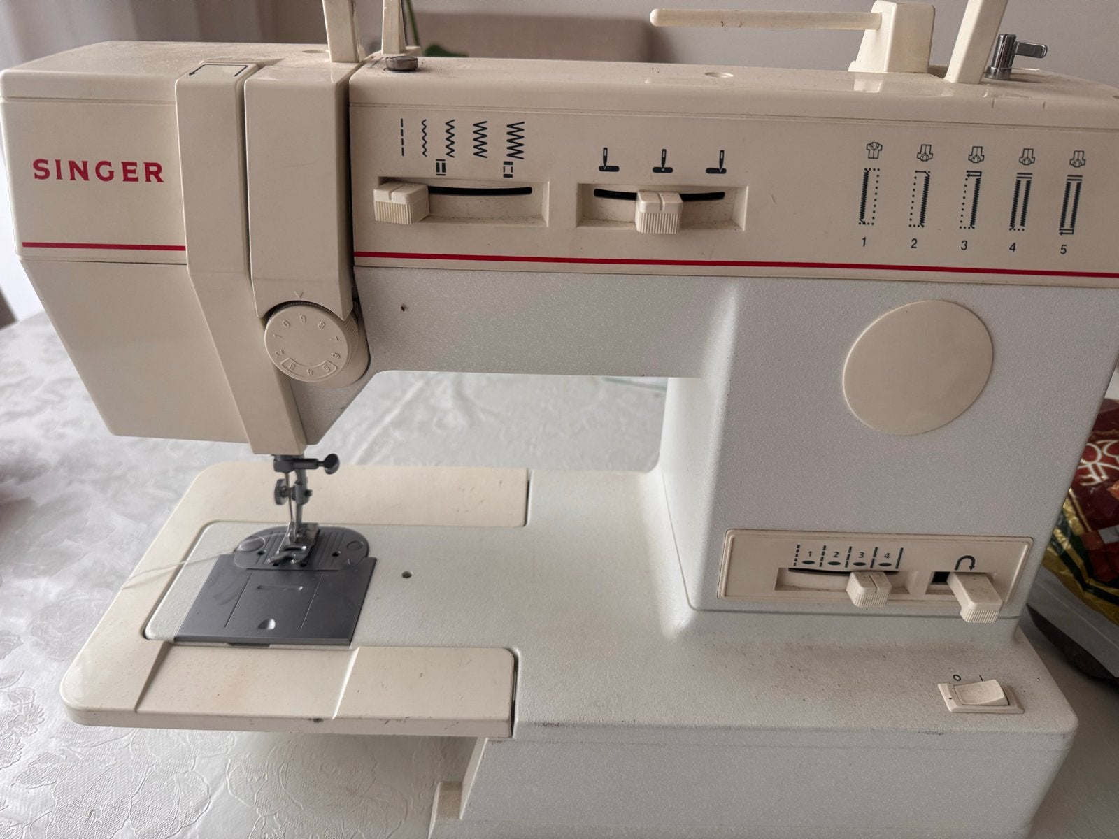 Vintage Singer 9012 naaimachine met elektrische aandrijving, Ophalen, Gebruikt, Naaimachine, Singer
