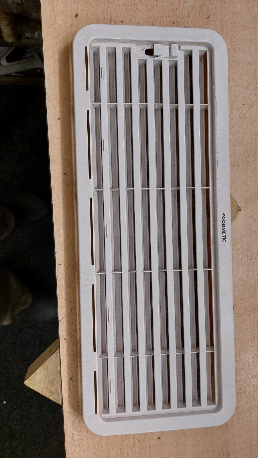 Dometic ventilatierooster 14 x 44 cm, Ophalen of Verzenden, Gebruikt