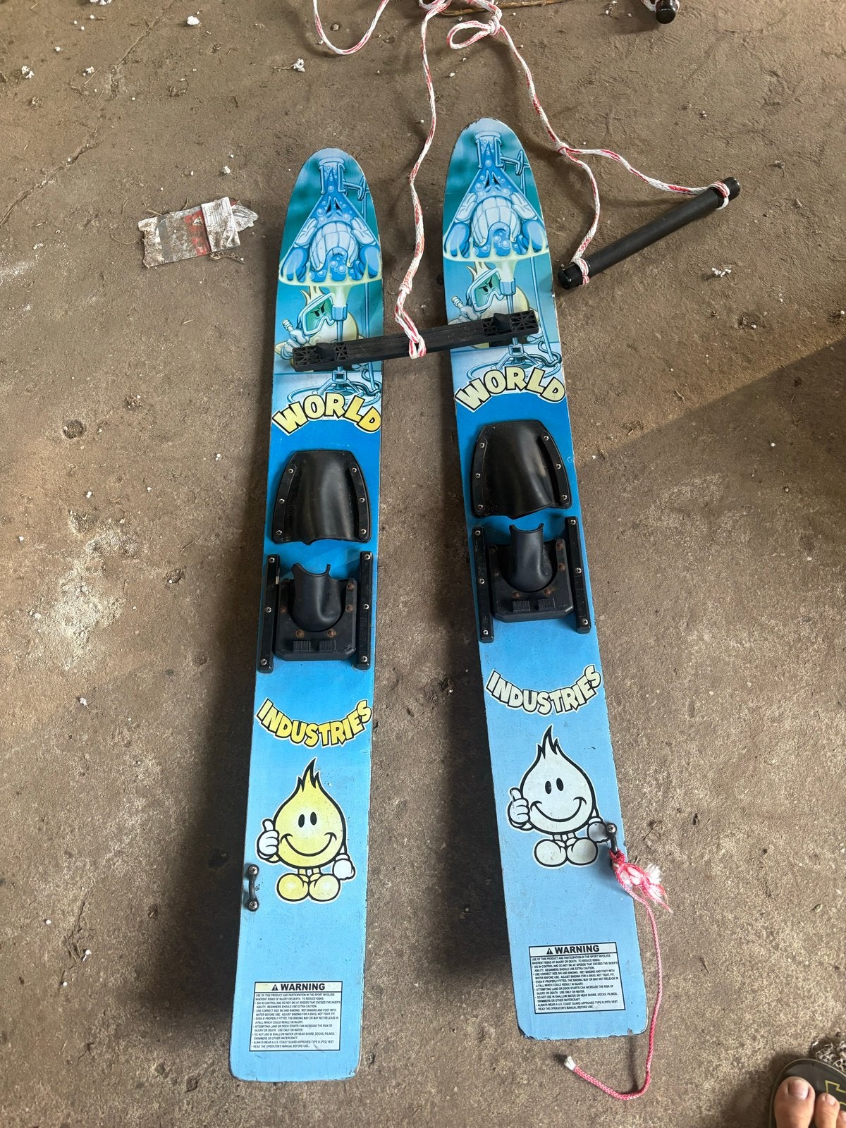 Kinder Waterski's met Skitouw - Gebruikt, Watersport en Boten, Met skitouw, Gebruikt, Waterski's, Ophalen of Verzenden