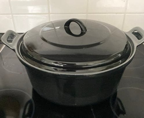 Le creuset Style made in France GIETIJZEREN BRAADPAN 🔹🔷🔹, Met deksel, Nieuw, Le Creuset, Ophalen of Verzenden