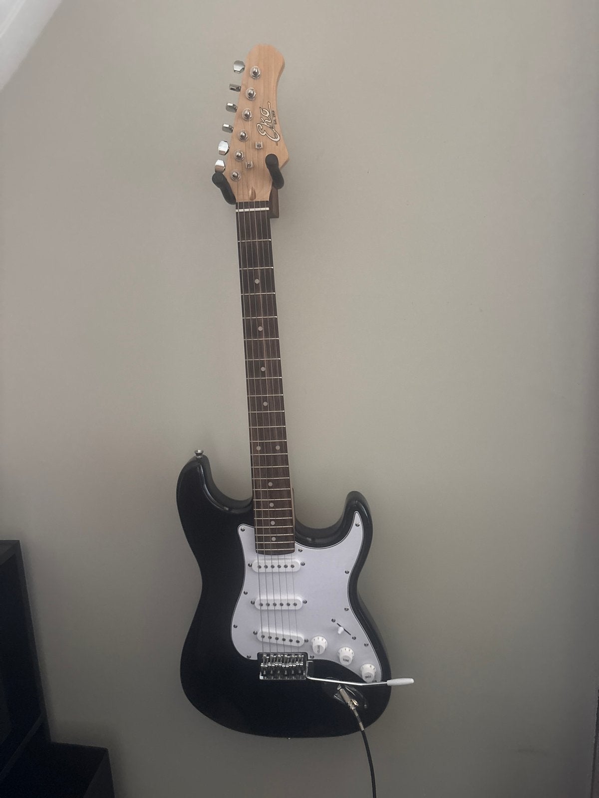 EKO elektrische gitaar - Zwart, zo goed als nieuw, Muziek en Instrumenten, Ophalen of Verzenden, Zo goed als nieuw, Solid body