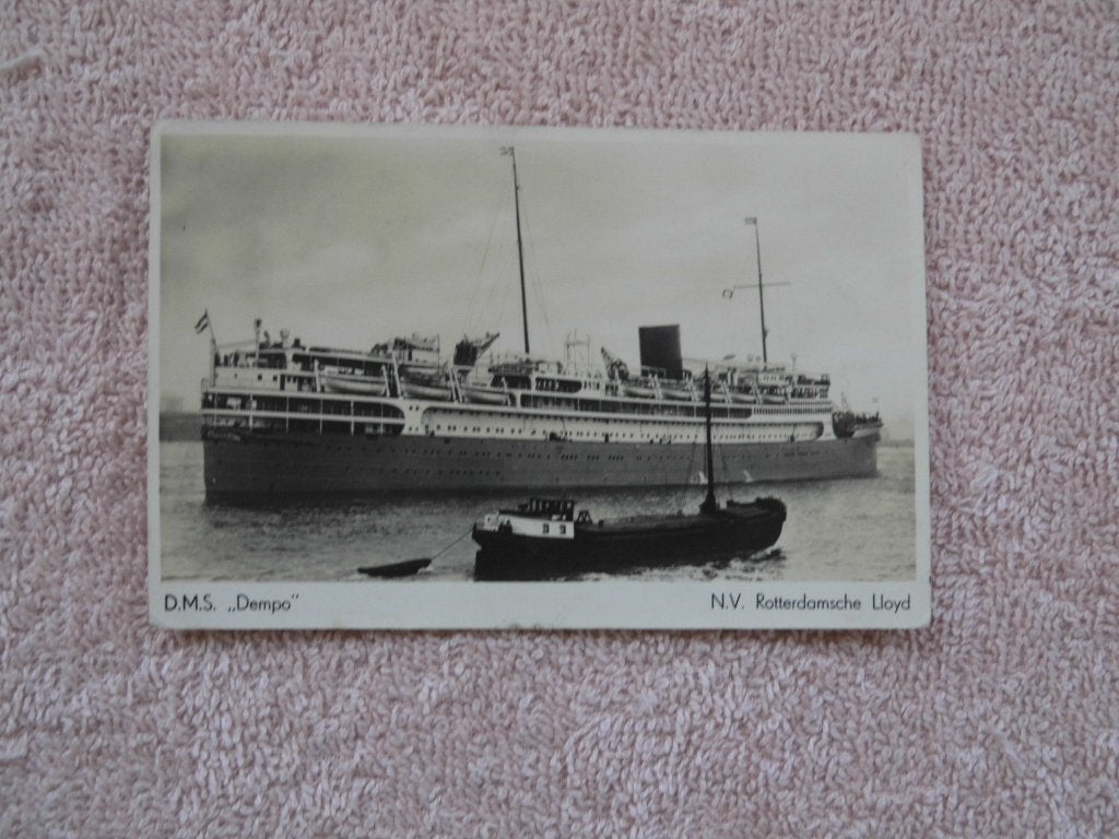 Oude ansichtkaart D.M.S. "Dempo" N.V. Rotterdamsche Lloyd, Ophalen of Verzenden, 1920 tot 1940, Gelopen, Voertuig