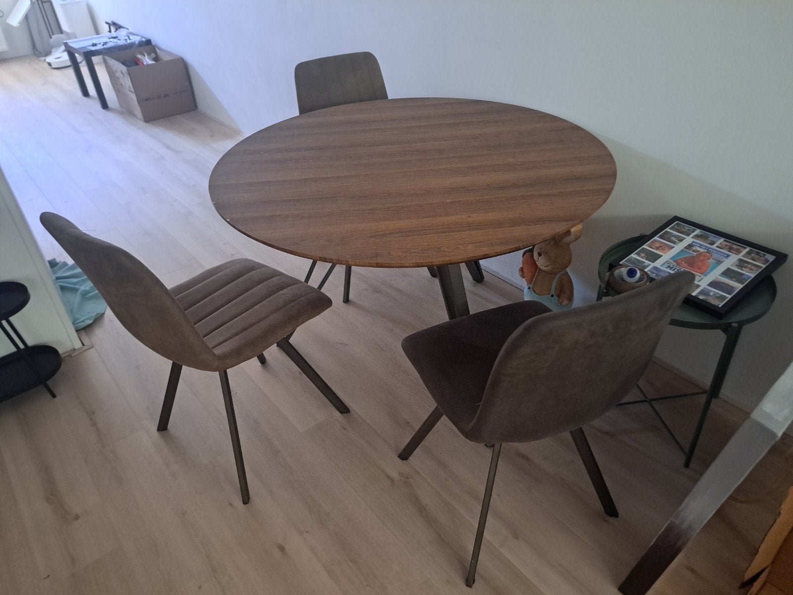 ronde eettafel met bijpassende stoelen, Huis en Inrichting, Tafels | Eettafels, Ophalen, Rond, Vier personen, 100 tot 150 cm