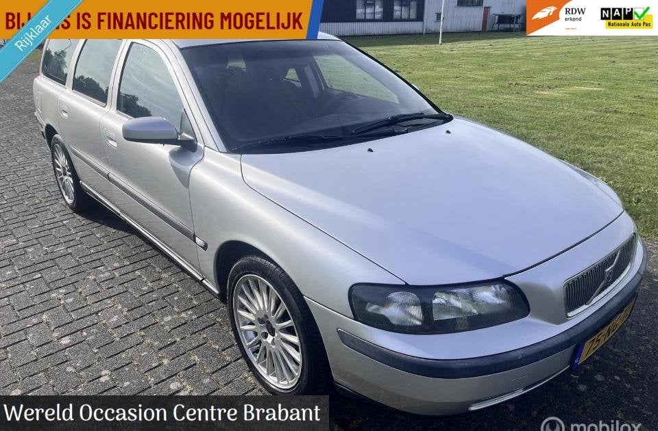 Volvo V70 2.4 CNG Kinetic automaat (lpg), 1566 kg, CNG (Aardgas), 2435 cc, Euro 4