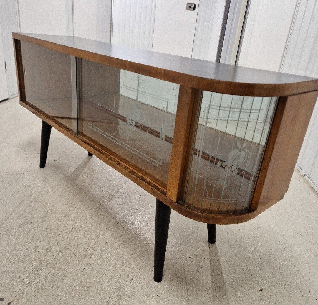 Vintage vitrinekast jaren 60 70