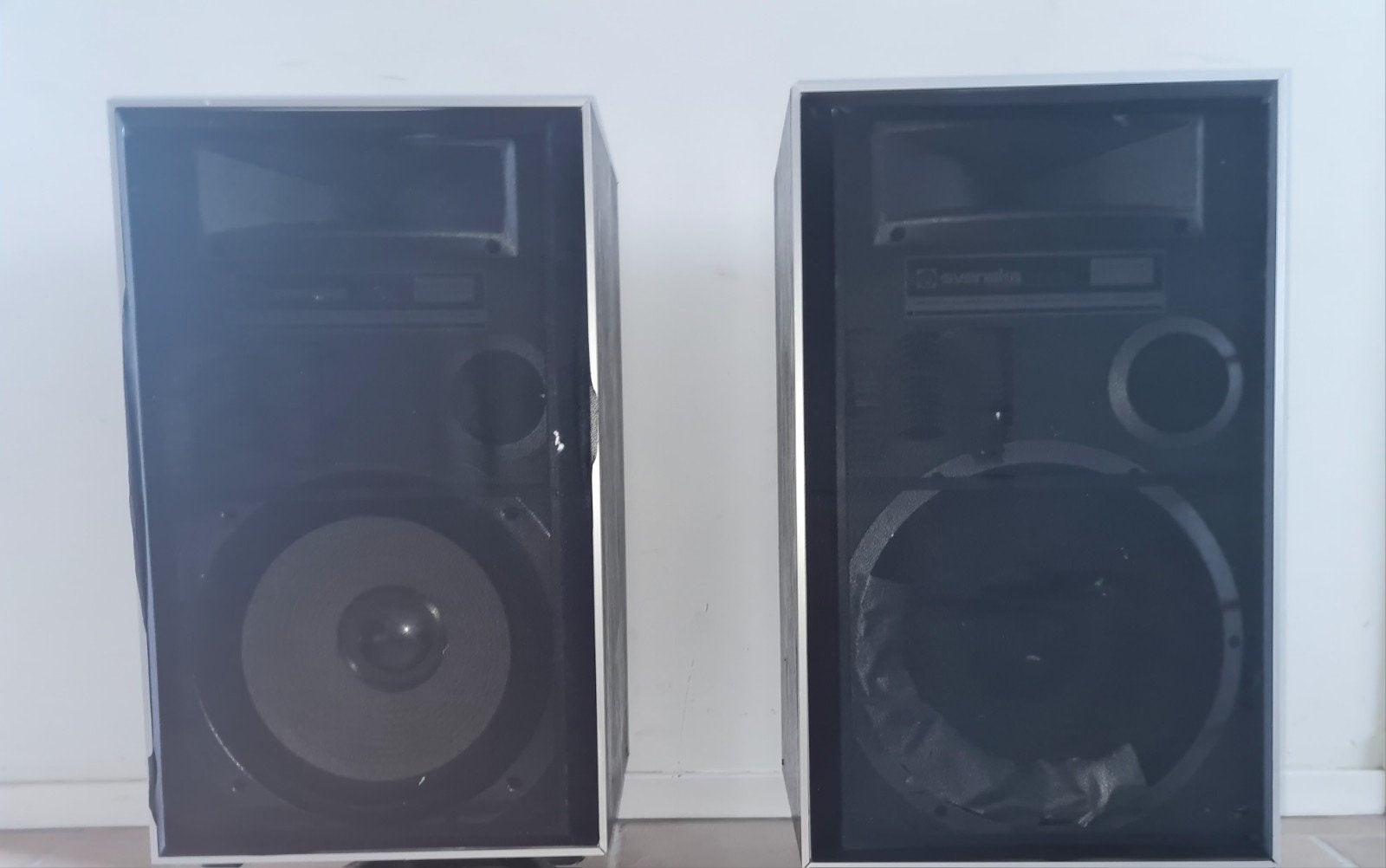 set luidsprekers merk Svenska type DD335 van Jamo, Ophalen, Jamo