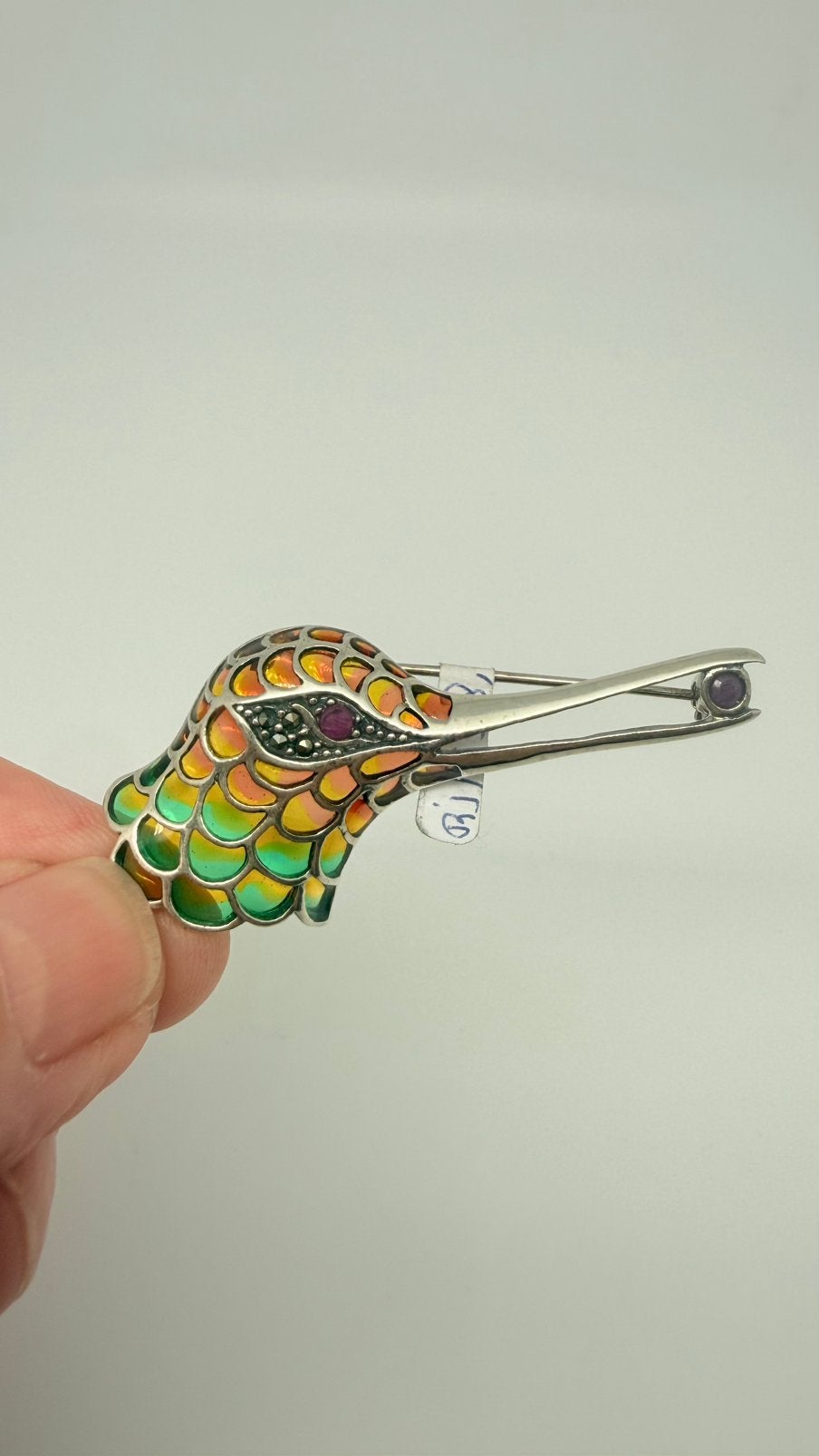 Zilveren broche van een vogel met lange snavel., Sieraden, Tassen en Uiterlijk, Verzenden, Nieuw, Zilver, Met edelsteen
