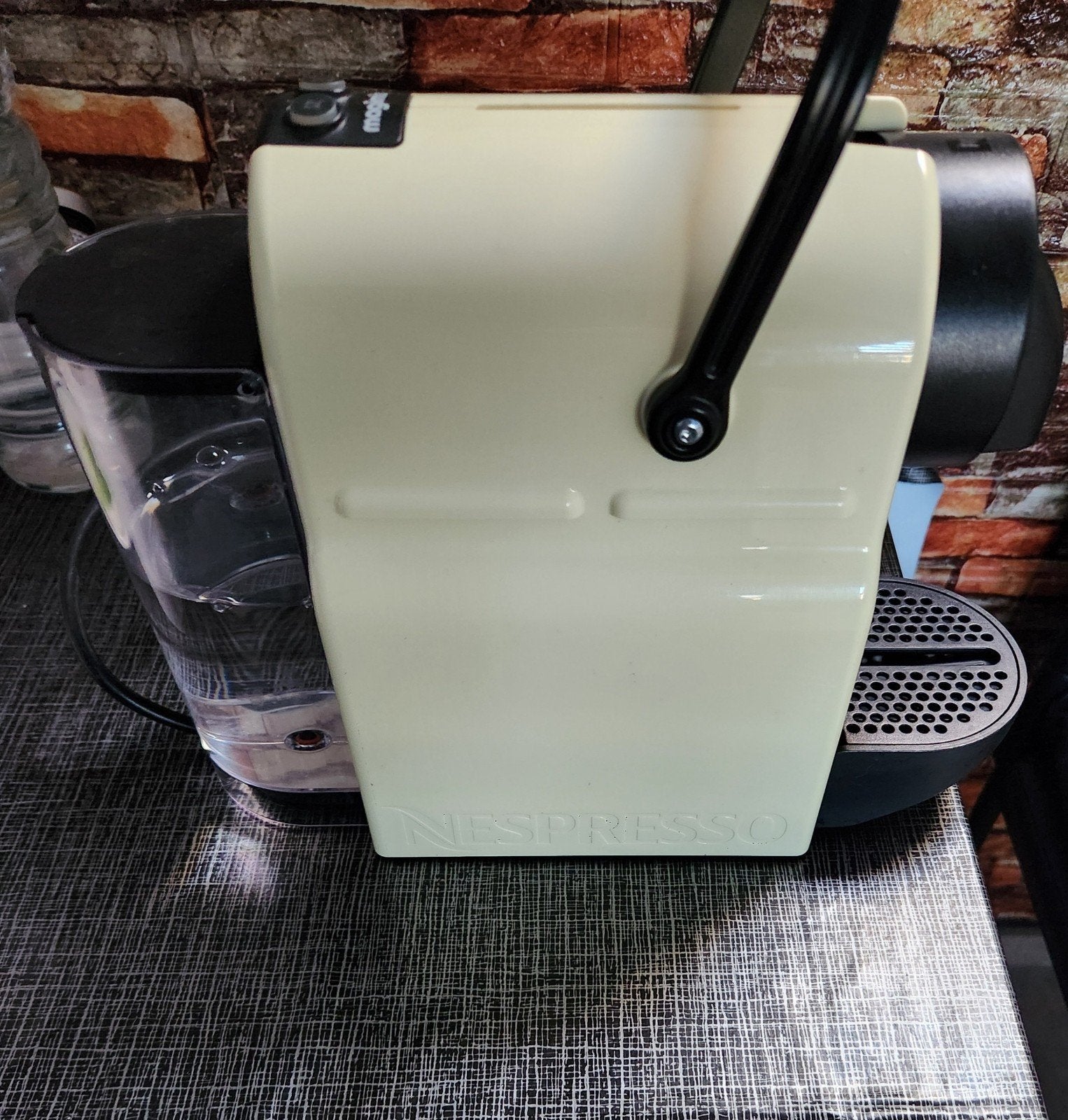 Magimix Nespresso Koffiezetapparaat - Crème
