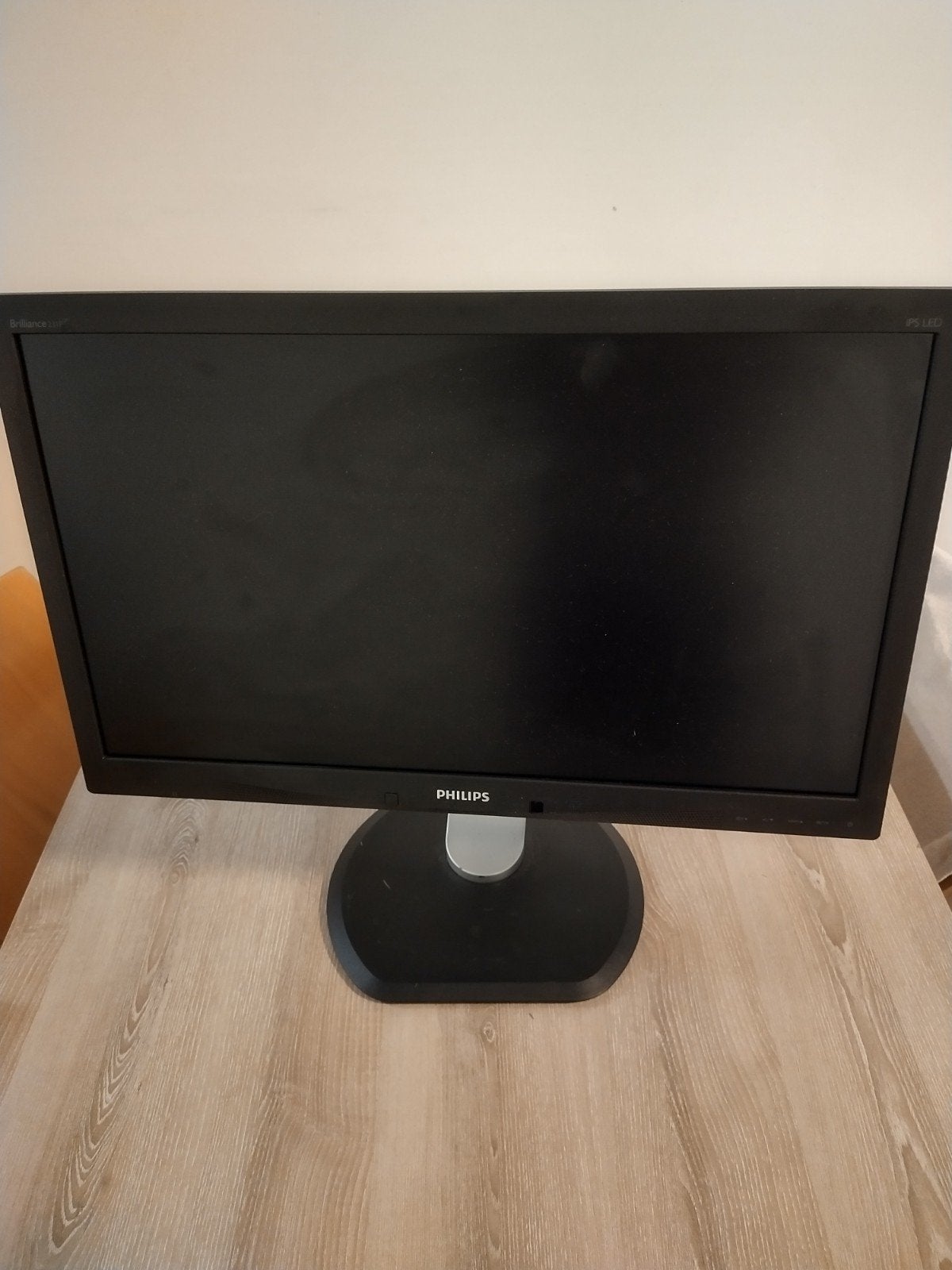 Beeldscherm Philips - Full HD, Philips, Gebruikt, HDMI, In hoogte verstelbaar