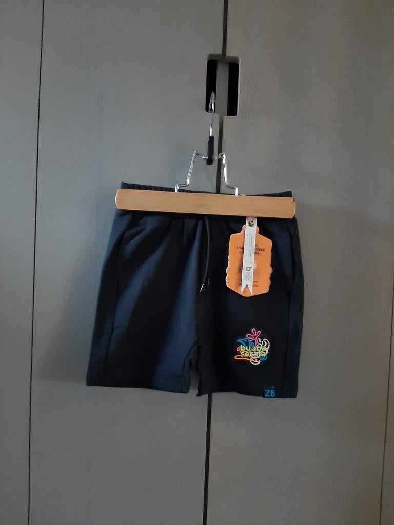 Z8 Gilles Sweat Shorts broek maat 104 Nieuw!, Broek, Z8, Nieuw, Ophalen of Verzenden