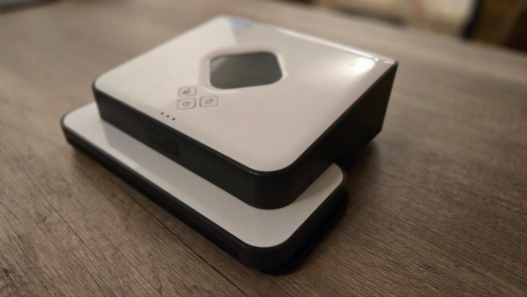 iRobot Braava 390T Dweilrobot, Witgoed en Apparatuur, Stofzuigers, Gebruikt, Robotstofzuiger, Minder dan 1200 watt, Ophalen of Verzenden