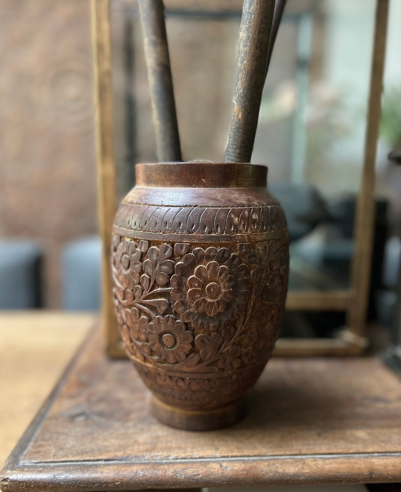 Houtgestoken bloemen vaasje pot india oosters sober sleets, Ophalen of Verzenden