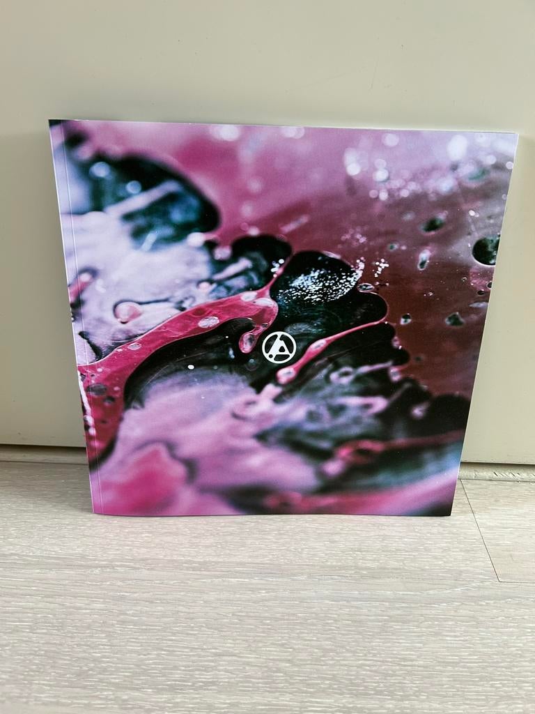 Linkin Park - From Zero (Photozine), Ophalen of Verzenden, Nieuw in verpakking, Poprock