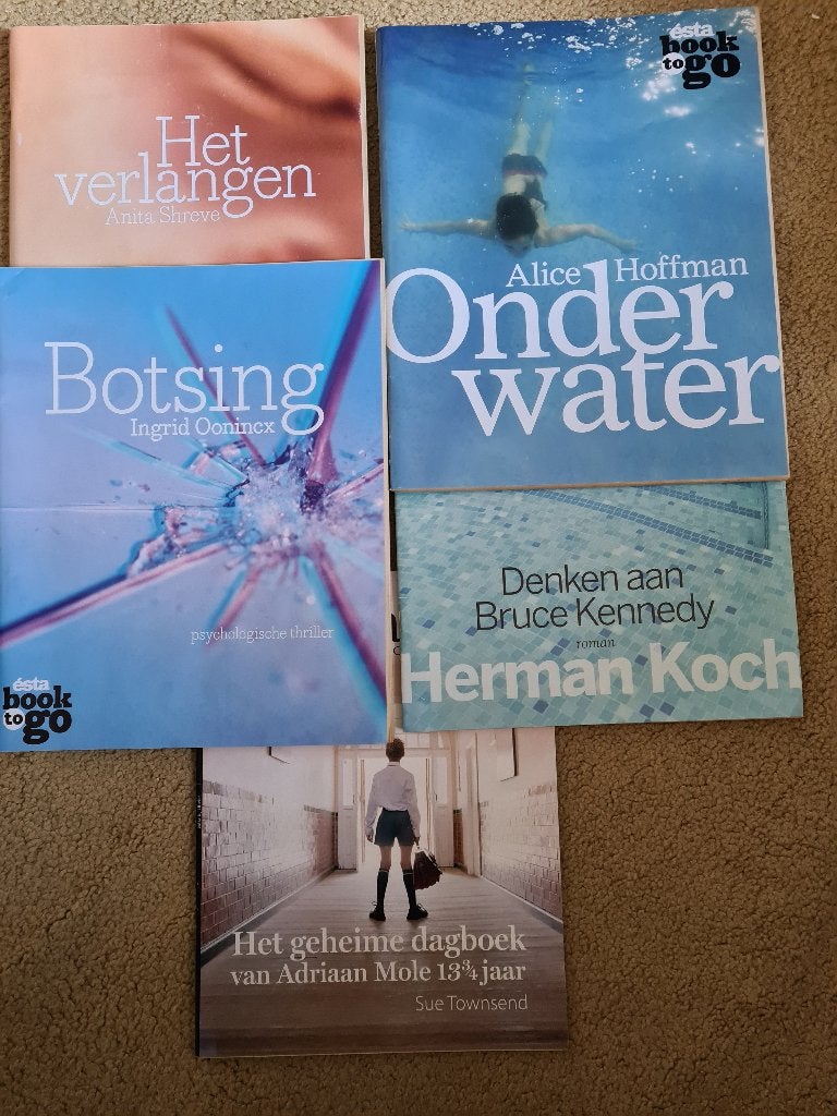 5 complete romans in magazine formaat, Ophalen of Verzenden, Gelezen, Overige typen