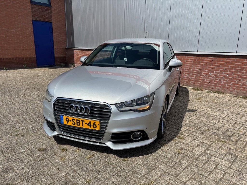 Audi A1 1.4 TFSI S line - 122PK - Benzine - Handgeschakeld, Auto's, Audi, Voorwielaandrijving, Euro 5, A1, 4 stoelen