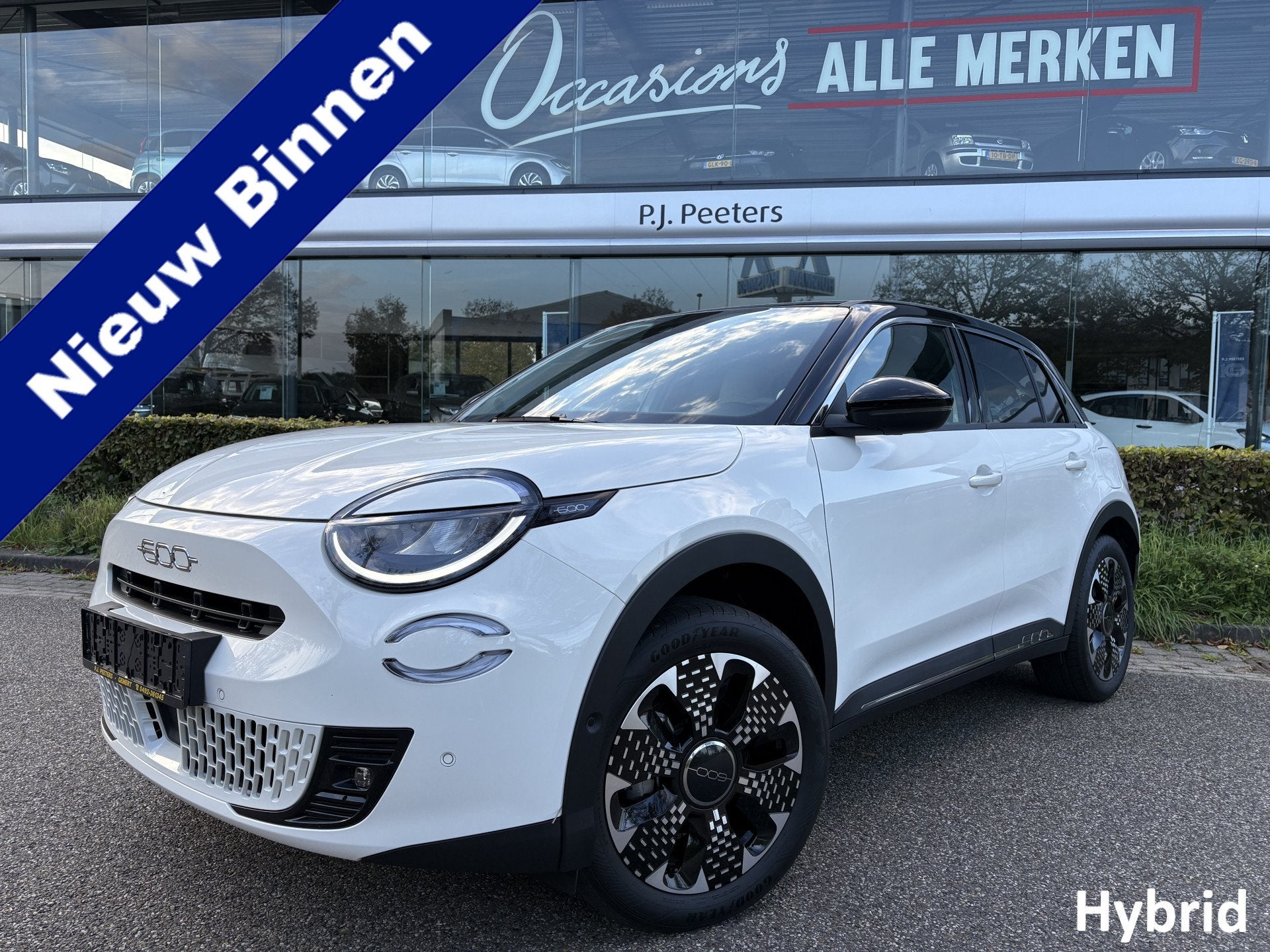 Fiat 600 1.2 Hybrid la prima Achteruitrijcamera - Airco - Ap, Auto's, Automaat, Gebruikt, Wit, Bedrijf
