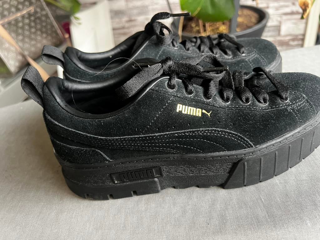 Suede puma sneaker, Ophalen of Verzenden, Zo goed als nieuw, Sneakers of Gympen