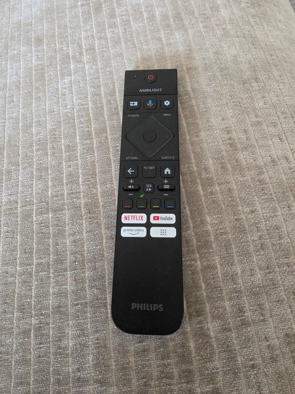 Foto 12 van Zeer mooie  Philips 55OLED+910 4zijdig Ambilight, 2026!