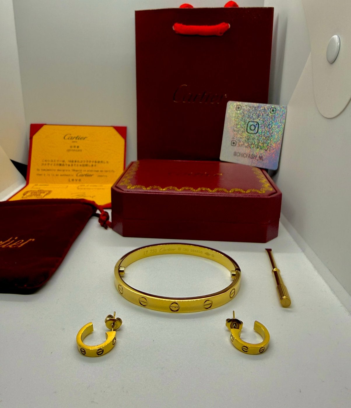 CARTIER LOVE SET ( Armband & Oorbellen ), Ophalen of Verzenden, Zo goed als nieuw, Goud, Zilver