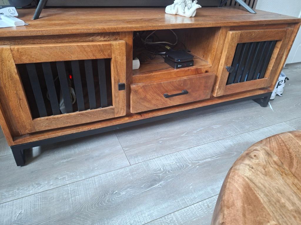 Tv meubel, Ophalen of Verzenden, Zo goed als nieuw, 25 tot 50 cm, Minder dan 100 cm
