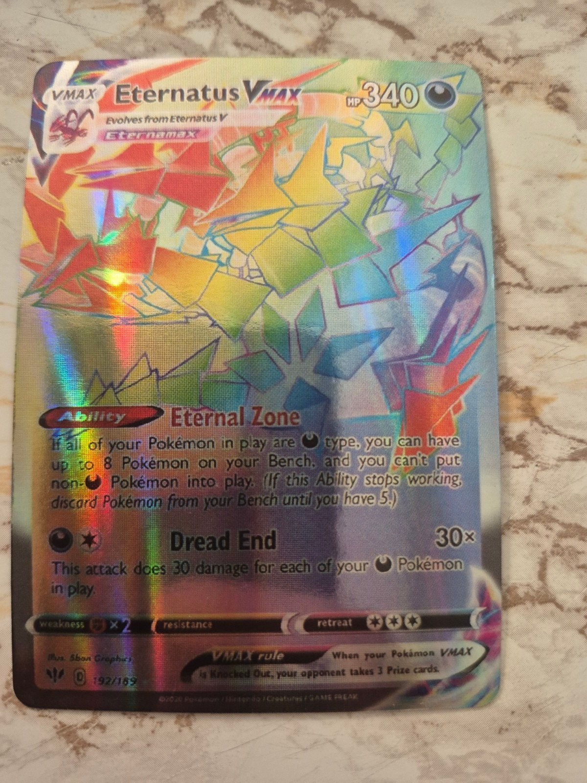 Pokémon TCG Eternatus VMAX Rainbow Rare 192/189, Hobby en Vrije tijd, Verzamelkaartspellen | Pokémon, Ophalen of Verzenden, Zo goed als nieuw