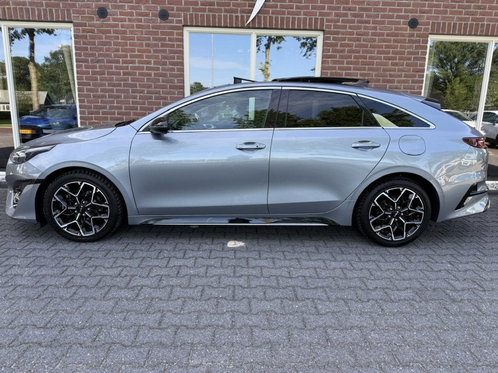 Kia ProCeed 1.0 T-GDi GT-PlusL. VIRTUAL.COCKPIT / SCHUIF.KAN, Auto's, Gebruikt, Adaptive Cruise Control, Origineel Nederlands