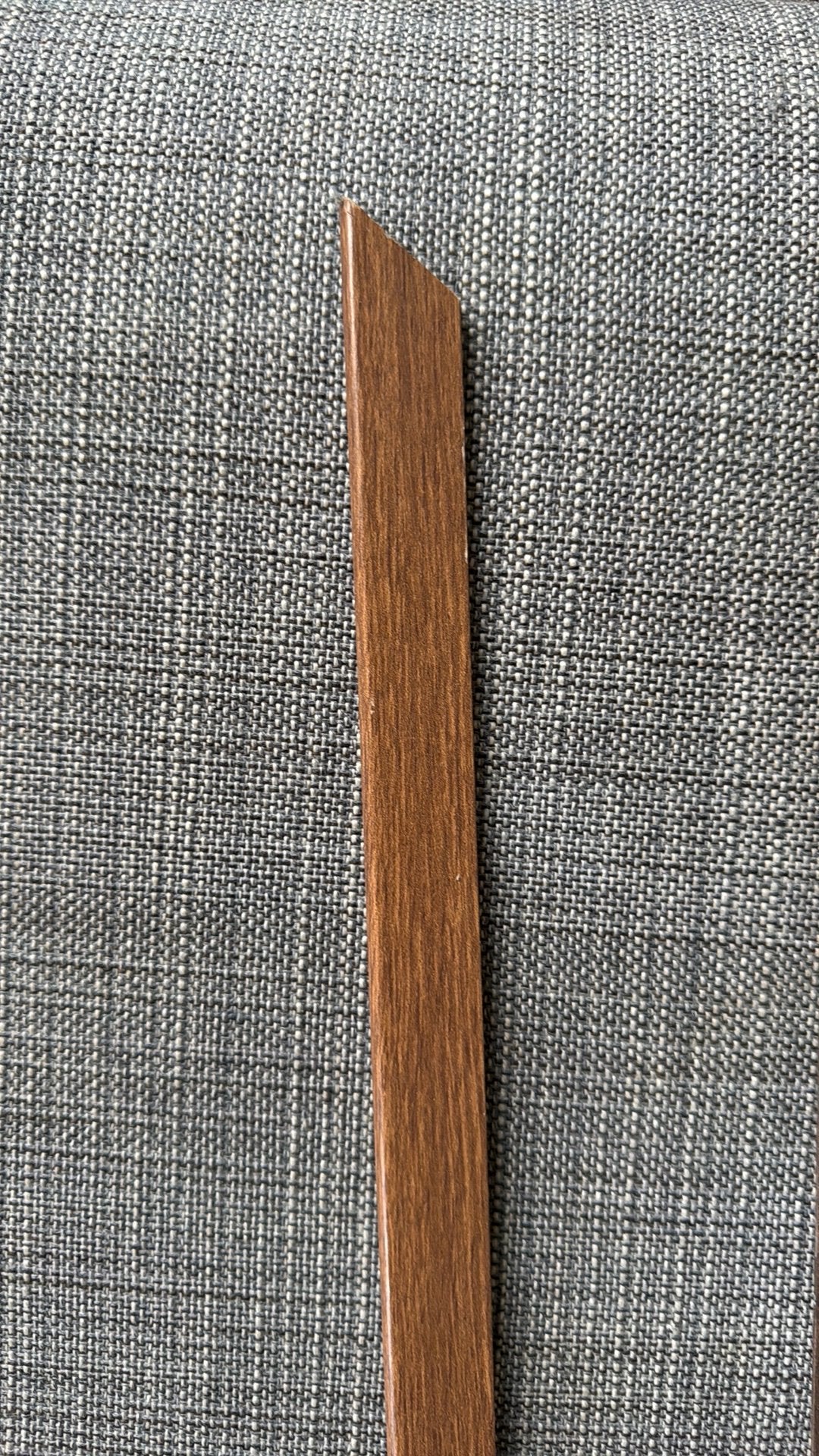 Plakplint bruin hout 2 meter ongebruikt, Doe-het-zelf en Verbouw, Ophalen, Zo goed als nieuw, Overige materialen, Plinten