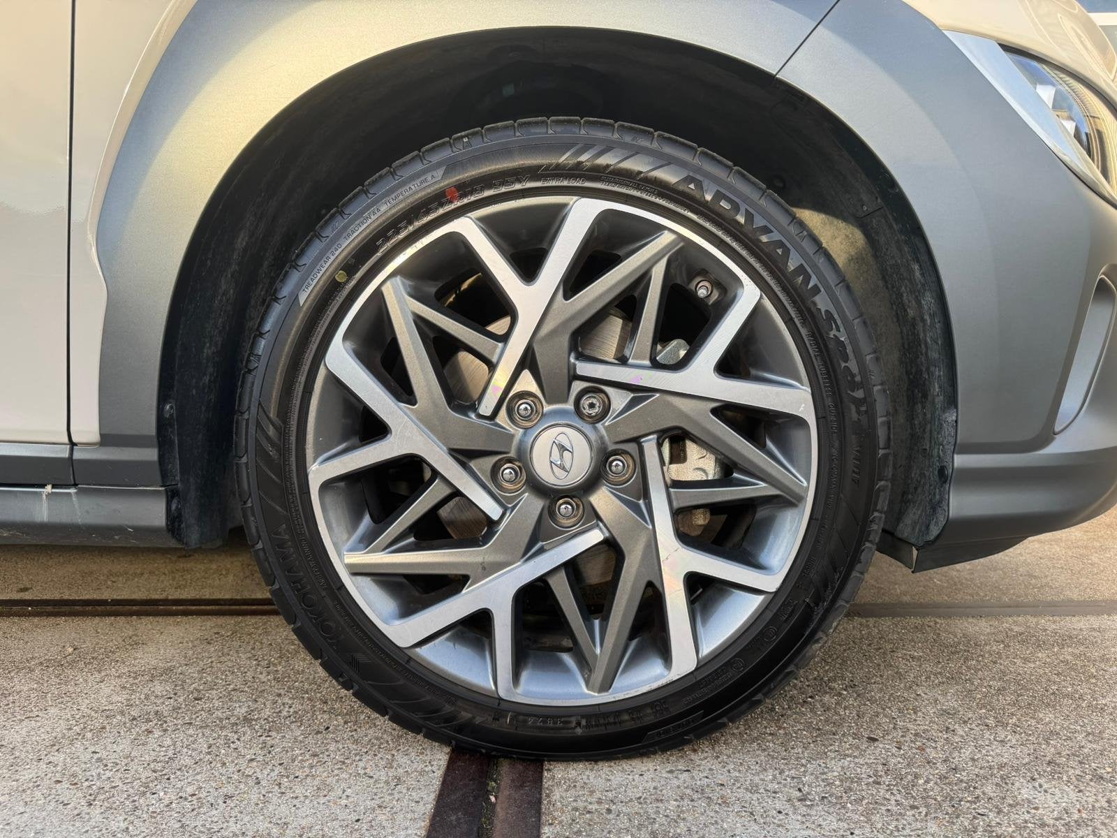 Hyundai Kona 1.6 GDI HEV Premium Sky |Head-up |Keyless |Pano, 12 maanden, Euro 6, Hybride Elektrisch/Benzine, SUV of Terreinwagen