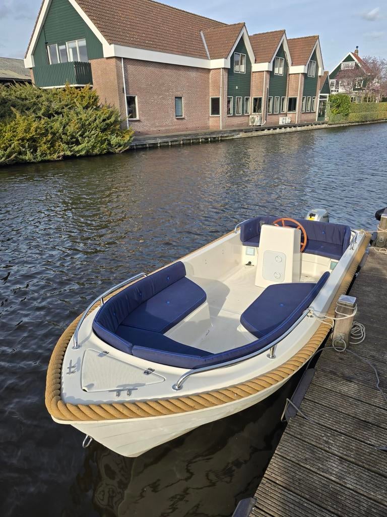 Nette sloep met buitenboordmotor en comfortabele kussens, Ophalen, Gebruikt, Buitenboordmotor, Aluminium