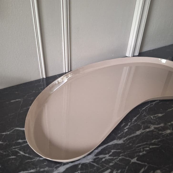 Groot organisch taupe kleurig hoogglans kidney tray, Rond, Nieuw, Ophalen of Verzenden, X