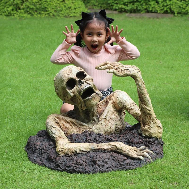 Zombie Brothers – Bub- Halloween beeld Hoogte 76 cm