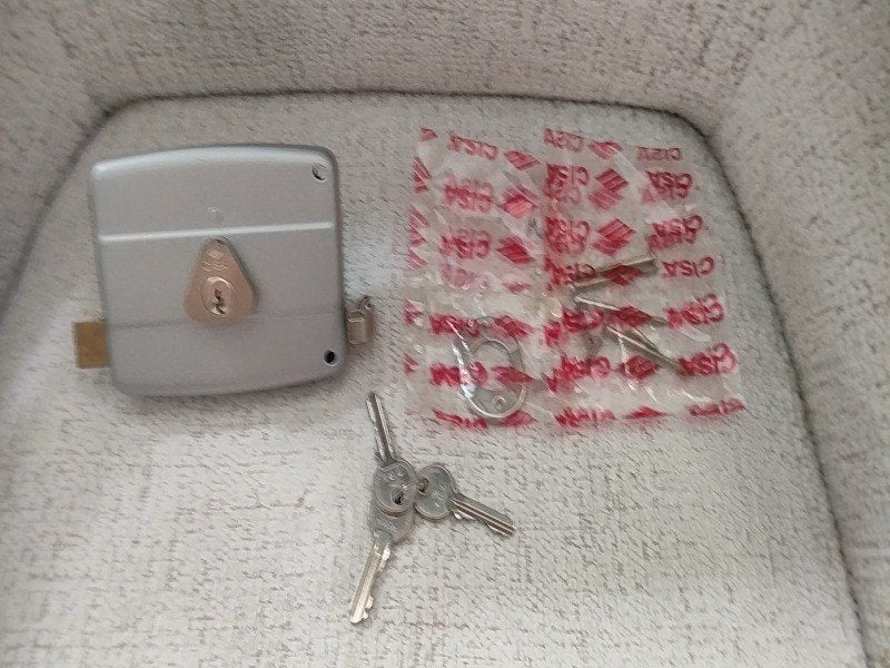 Cisa 50321-60-2 oplegslot, Doe-het-zelf en Verbouw, Hang- en Sluitwerk, Ophalen of Verzenden, Nieuw, IJzer, Slot