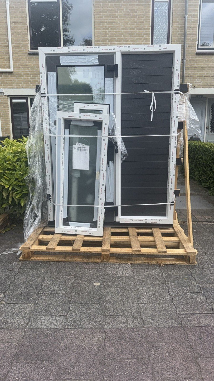 Nieuwe kozijnen met triple glas en toebehoren, Ophalen, Kunststof, Raamkozijn, Nieuw