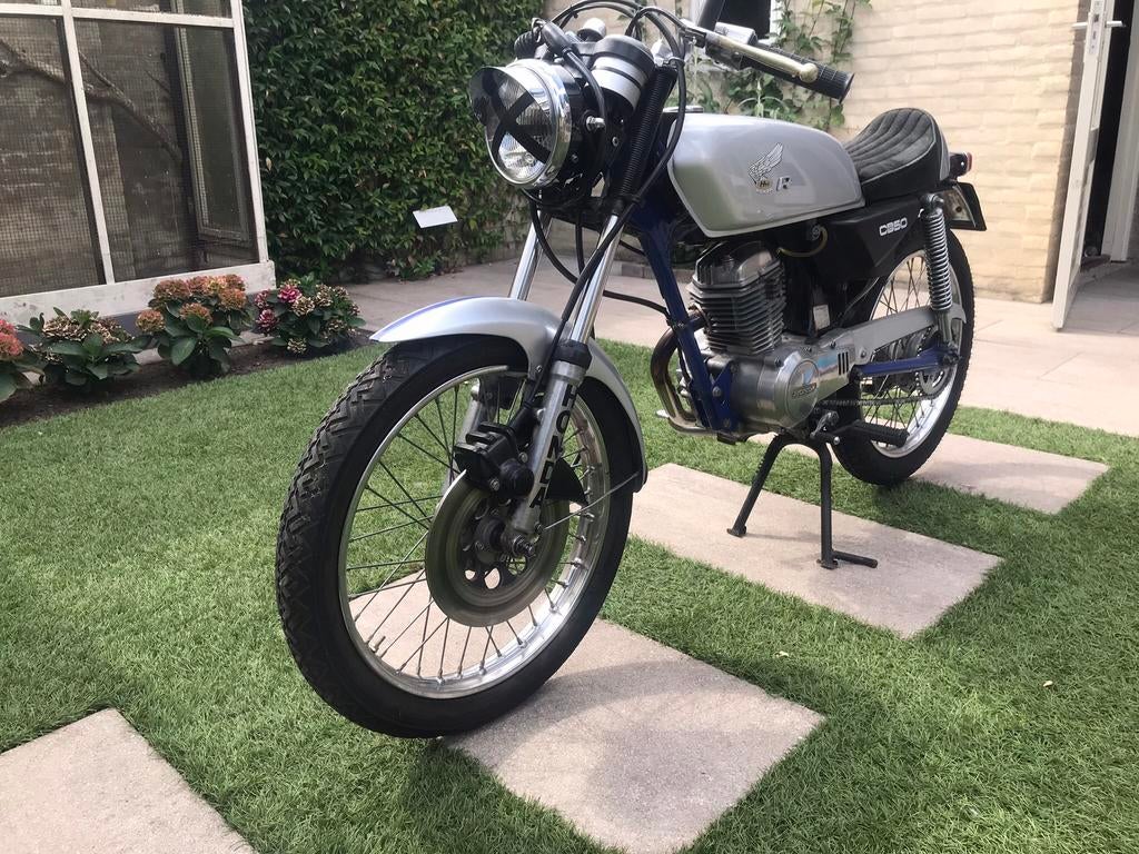 Honda cb 50, Fietsen en Brommers, Brommers | Overige merken, Ophalen, Gebruikt