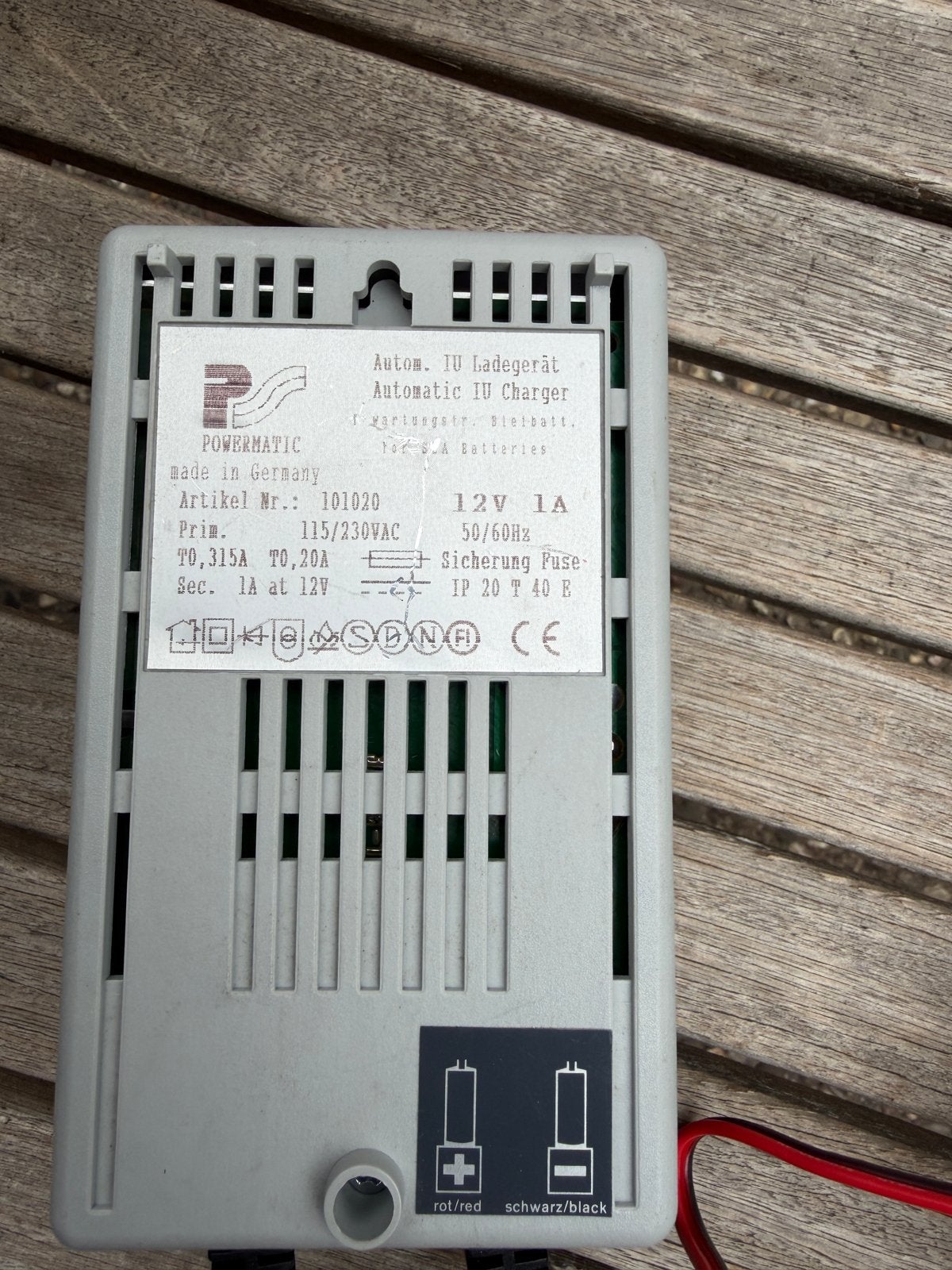 Powermatic Automatische IU Lader 12V 1A, Auto-onderdelen, Gebruikt