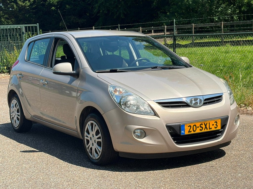 Hyundai I20 1.2i i-Motion /Airco/5-Deurs/, Auto's, Hyundai, Euro 5, 450 kg, Gebruikt, 31 €/maand