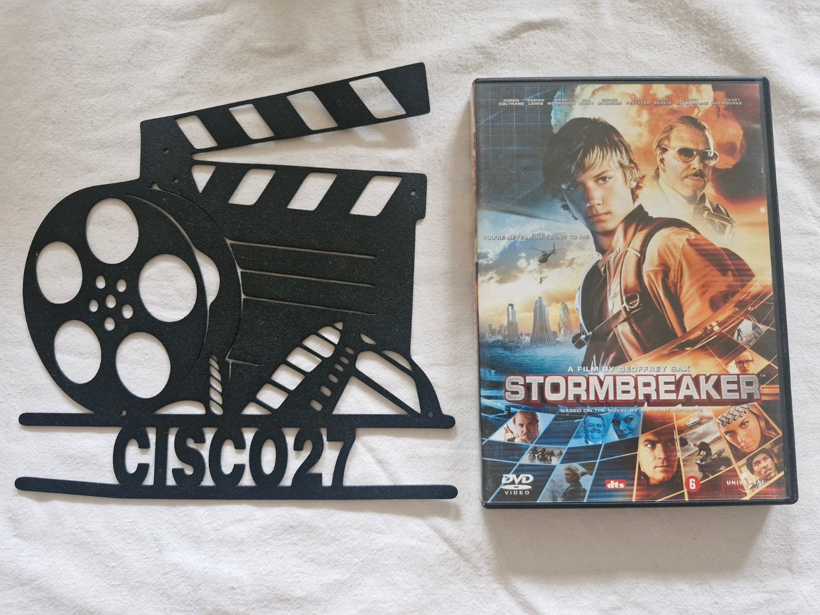 Stormbreaker, Nederlands, Actie, Ophalen of Verzenden, Vanaf 6 jaar