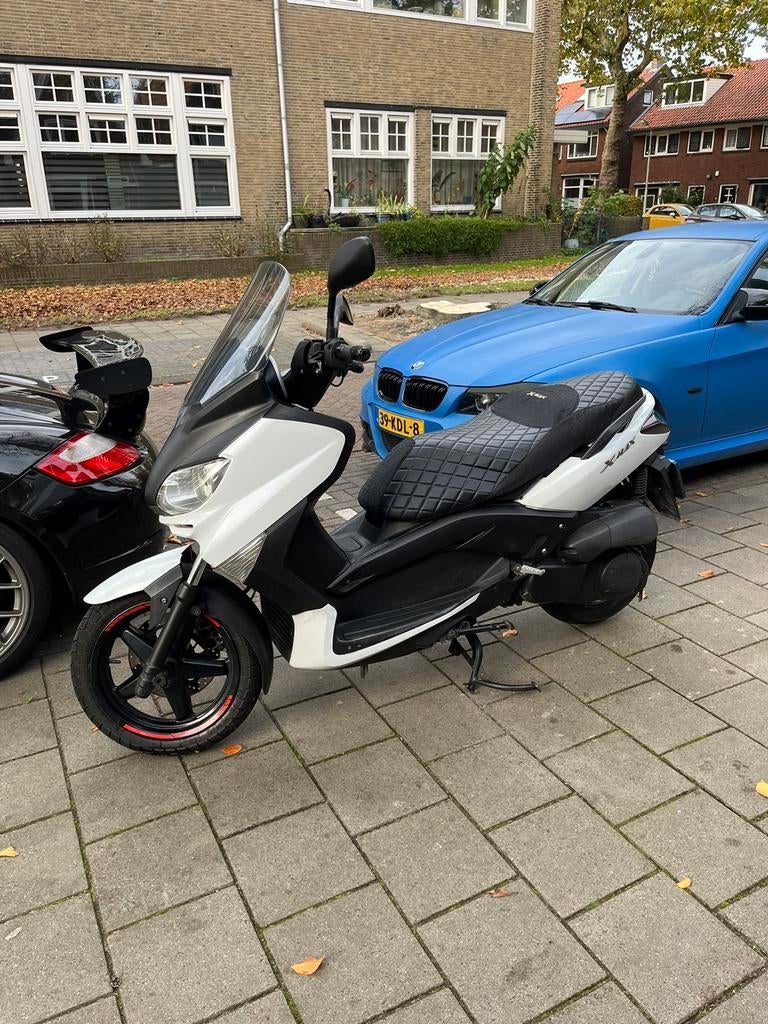 Yamaha X-max, Ophalen, Gebruikt