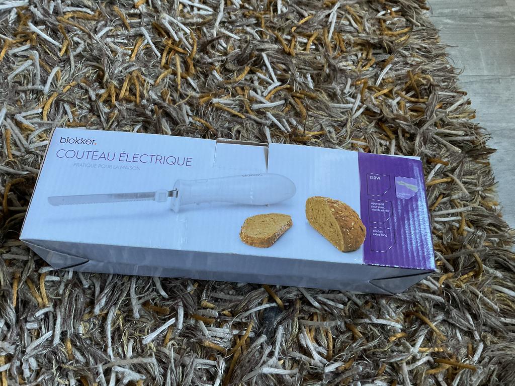 Blokker Elektrisch Mes 150W, Nieuw, Ophalen of Verzenden, Metaal, Snijmachine