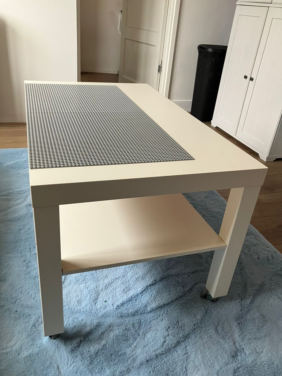 Lego speeltafel op wieltjes met magneetstrip, Ophalen