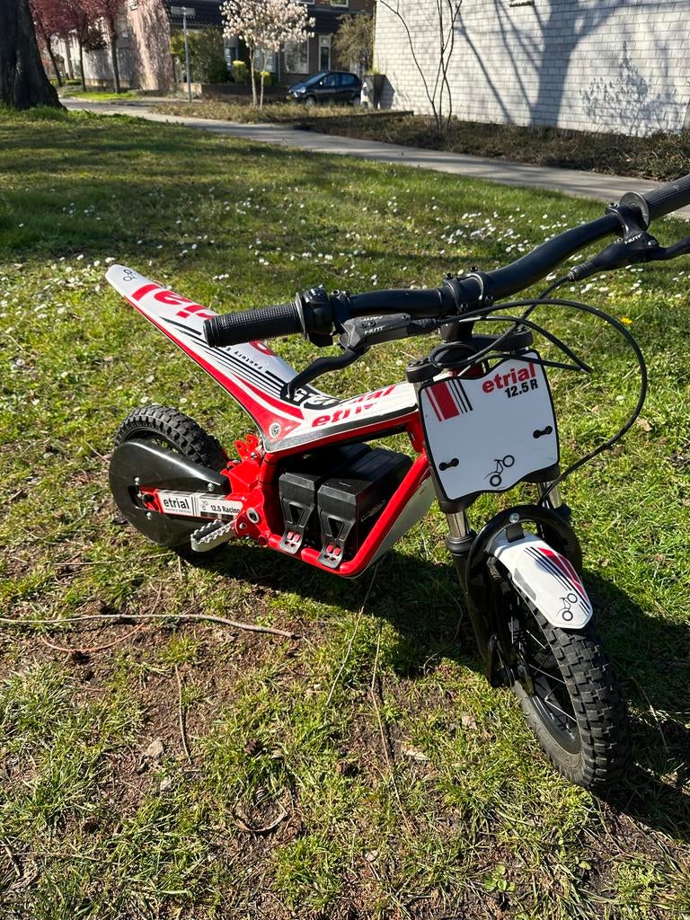 Mecatecno elektrische kindertrialmotor 12.5 inch, oset trial, Ophalen, Zo goed als nieuw, Overige typen