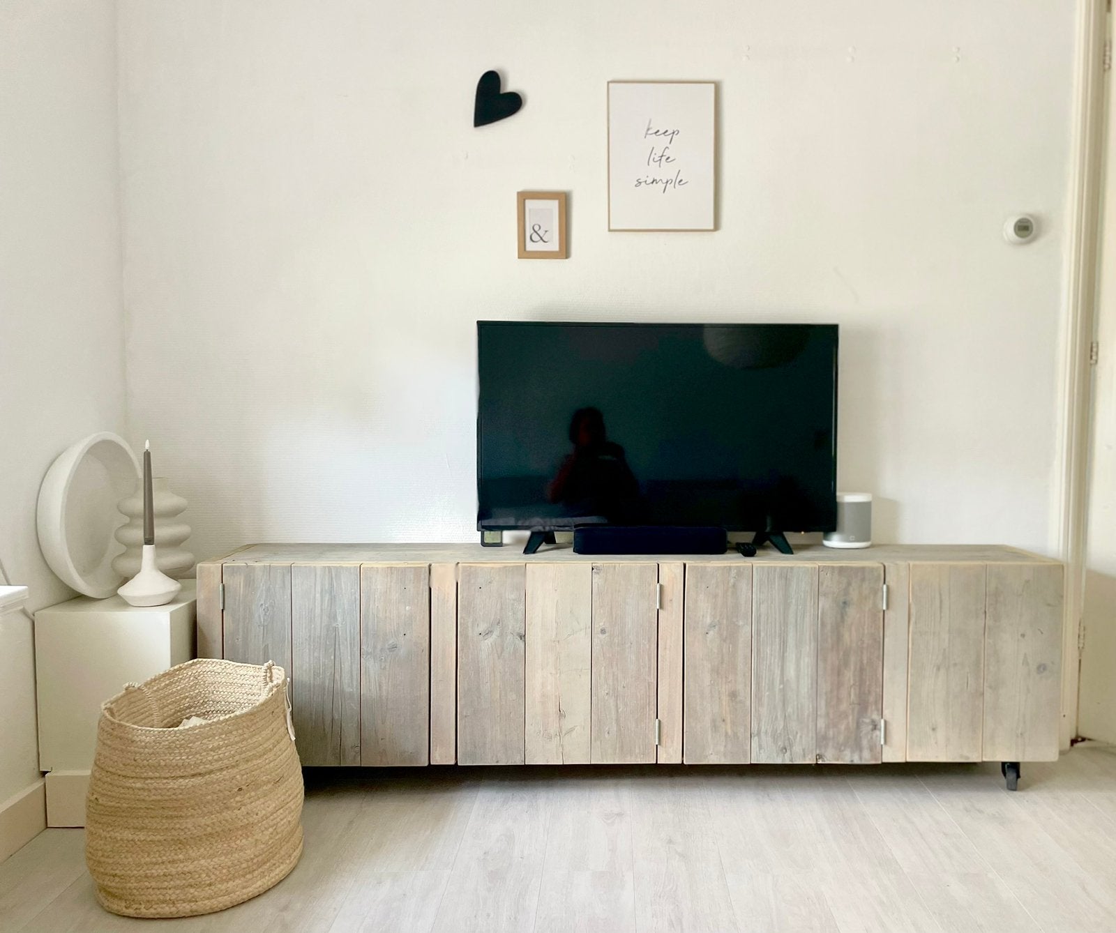 Zgan tv kast, tv meubel dressoir, Stoer, industrieel, modern, Ophalen of Verzenden, Zo goed als nieuw, 200 cm of meer