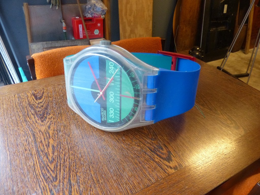 Maxi Swatch Wall model Nautilus.(wandklok), Ophalen, Vintage, Analoog, Werkt op batterijen