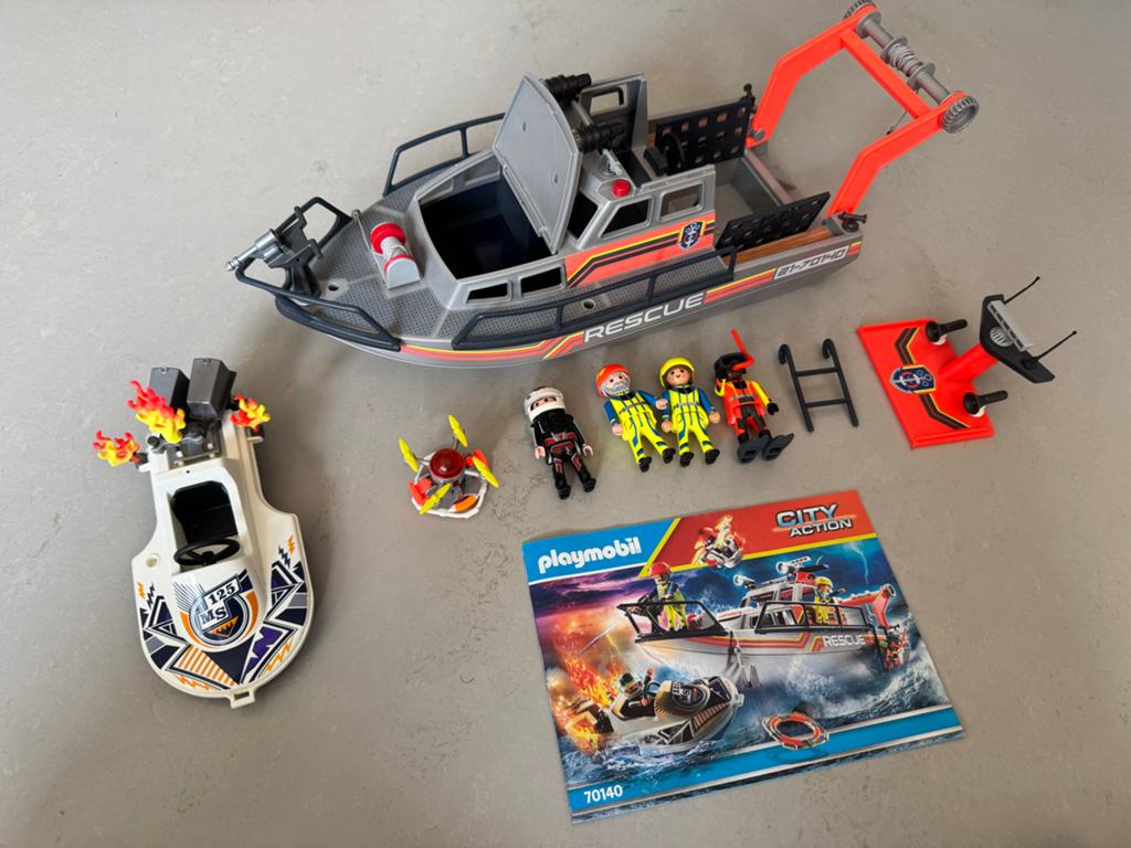 Playmobil Reddingsboot met drone City Action 70140, Ophalen of Verzenden, Zo goed als nieuw, Complete set