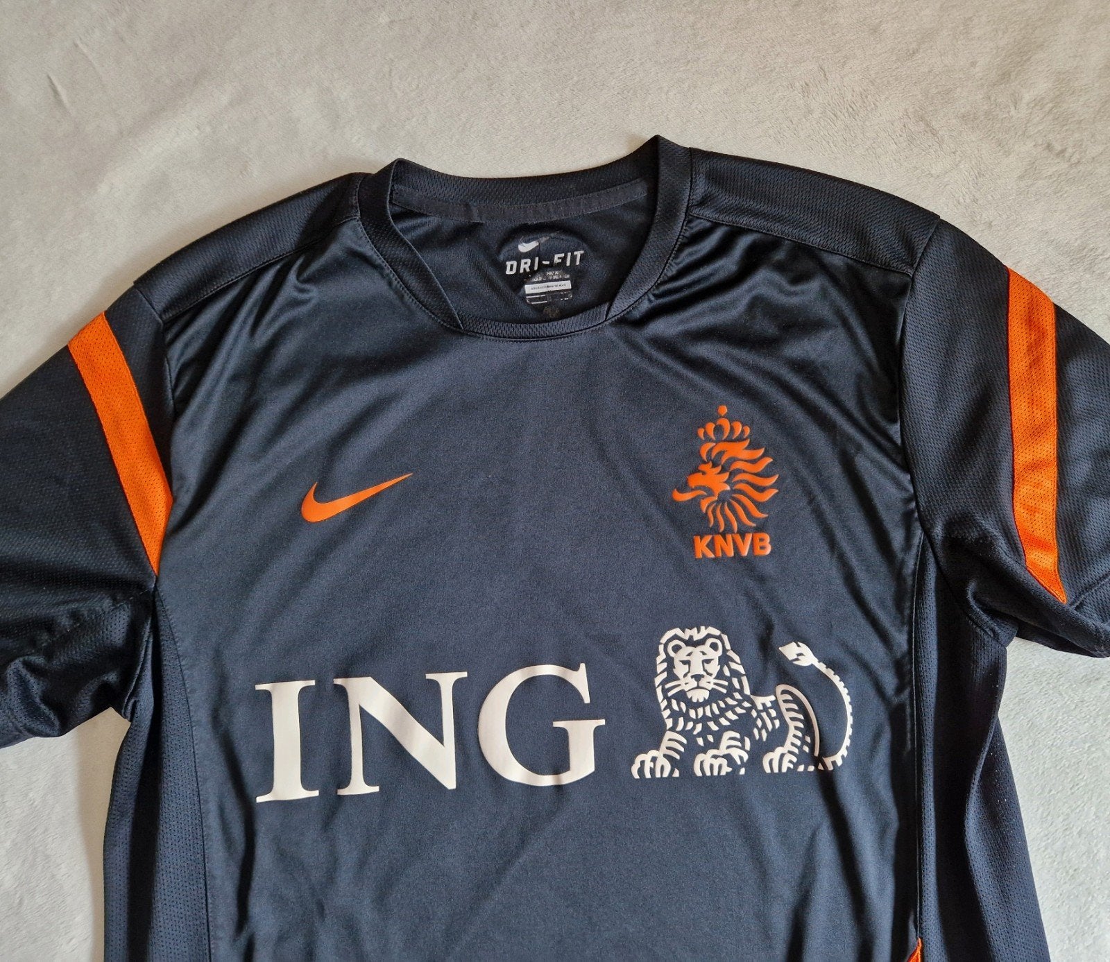 Nederlands elftal shirt 2012 Oranje KNVB trainingsshirt, Maat 52/54 (L), Zwart, Nike, Ophalen of Verzenden