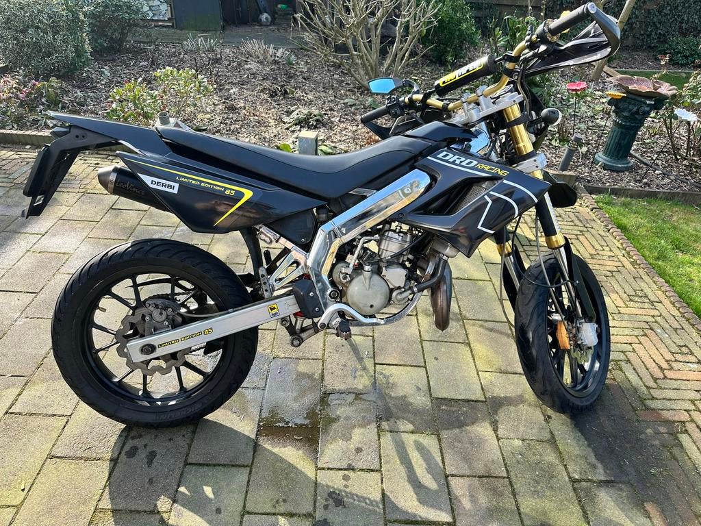 Derbi Senda SM - DRD Racing Limited Edition 85, Fietsen en Brommers, Brommers | Derbi, Ophalen, Gebruikt, Maximaal 45 km/u