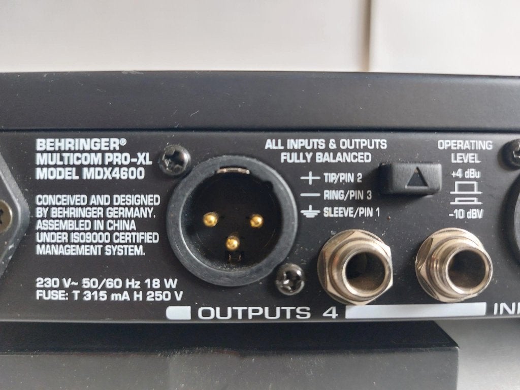 Behringer MDX4600-v1 4 channel gate/compressor/limiter, Muziek en Instrumenten, Ophalen, Zo goed als nieuw, Volume